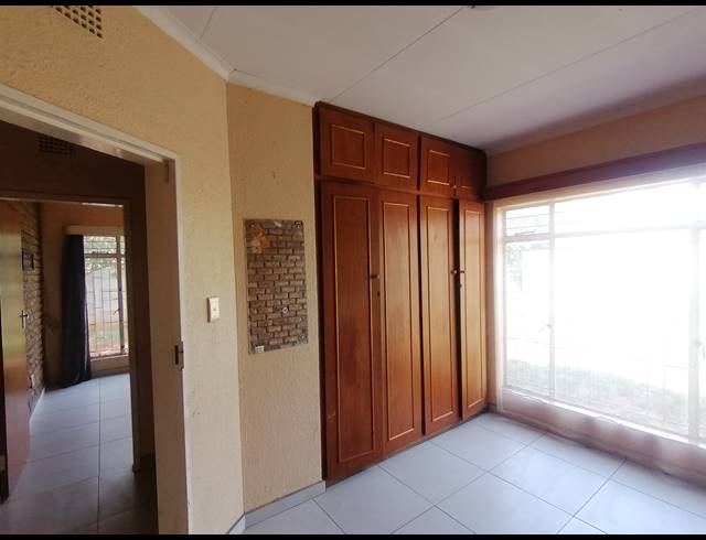 3 BEDROOM FREESTANDING SOLD IN RANDLESPARK